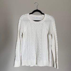 Gap white sweater size s